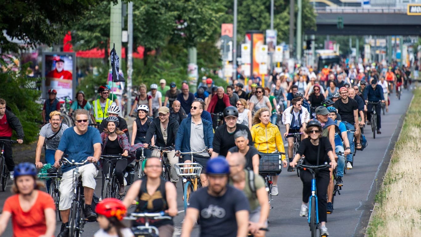Fahrradfahrer: Sie setzen sich für den Radwegeausbau in Berlin ein.