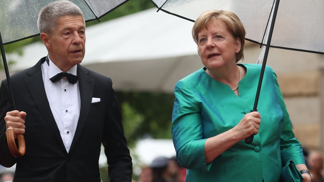 Joachim Sauer und Angela Merkel: Sie besuchten die Eröffnung der Richard-Wagner-Festspiele 2023.