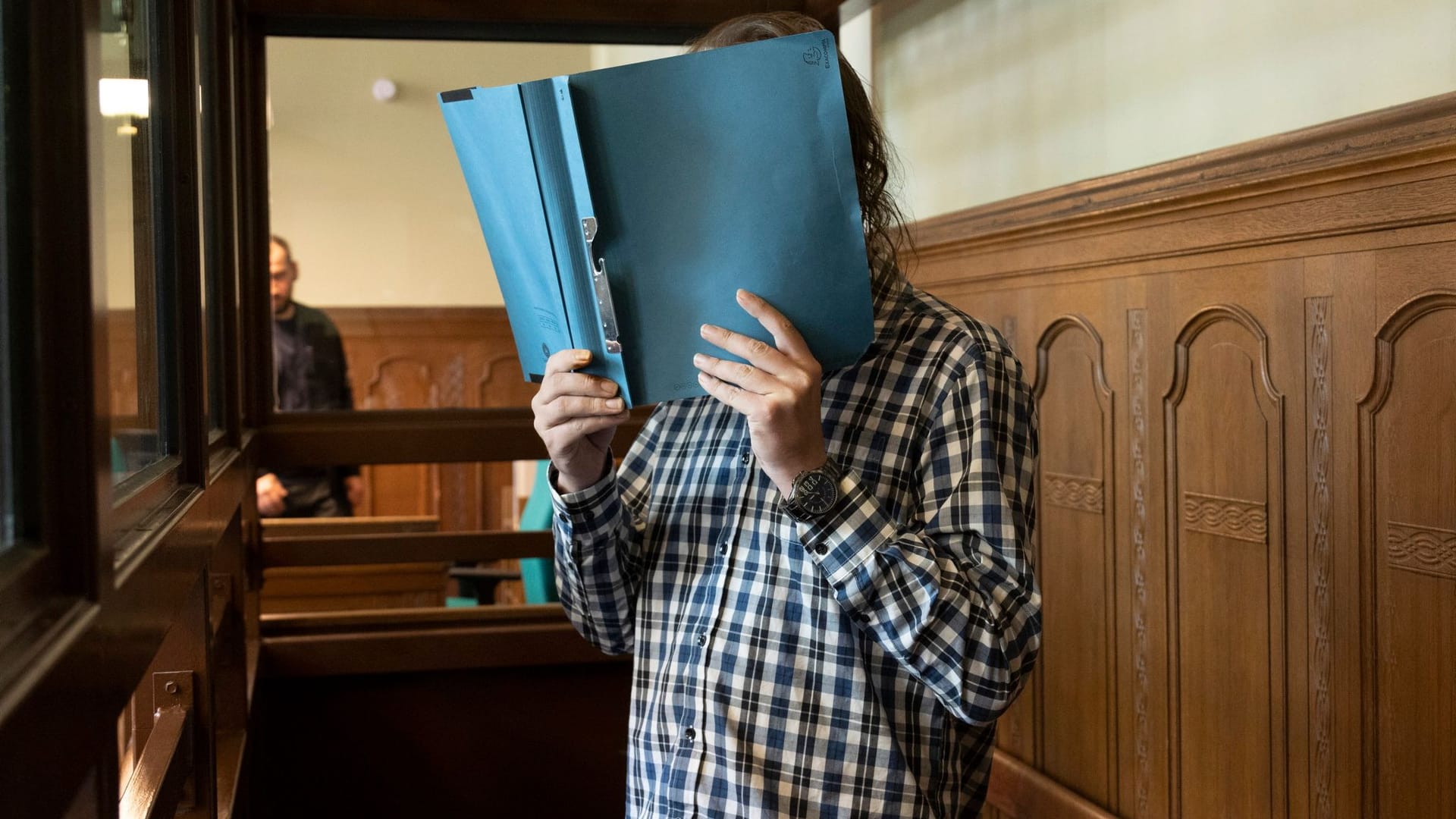 Der Angeklagte: Er wird nach der Tat in eine Psychiatrie eingewiesen.