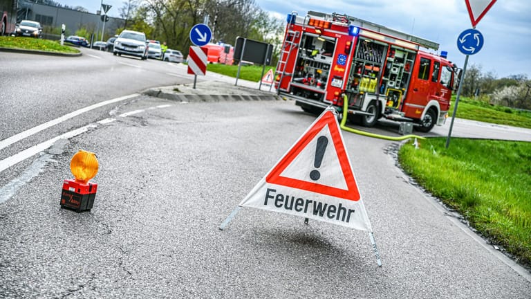 Crash In Tübingen: Massiver Schaden Bei Auffahrunfall – Mehrere Verletzte