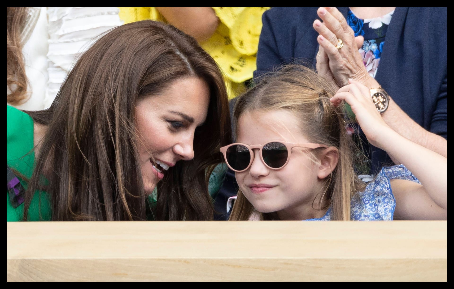 Charlotte und Kate: Zwischendurch ein kleiner Plausch mit Mama war auch drin.