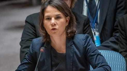 Bundesaußenministerin Annalena Baerbock (Grüne) spricht während der Sitzung zur Ukraine im UN-Sicherheitsrat in New York.