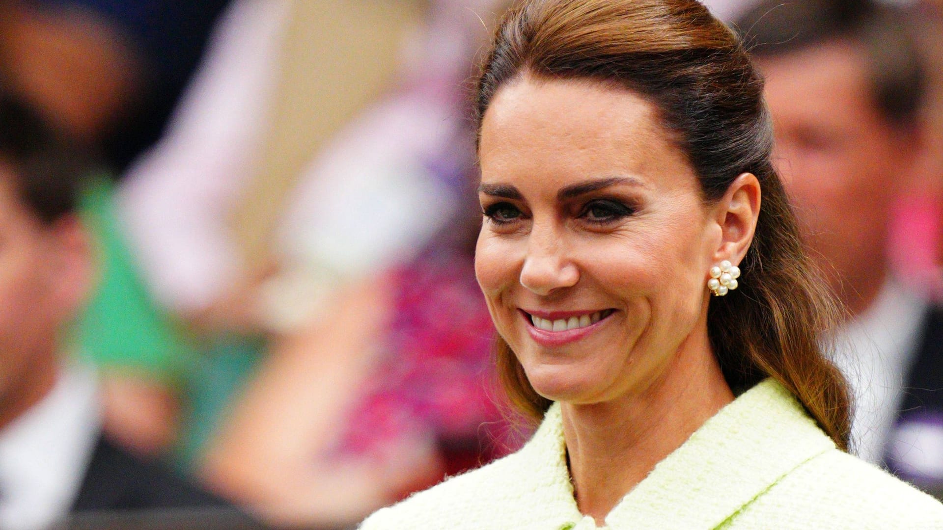 Prinzessin Kate: Die 41-Jährige verfolgt das Wimbledon-Finale live vor Ort. Prinzessin Kate: Die 41-Jährige verfolgt das Wimbledon-Finale live vor Ort.
