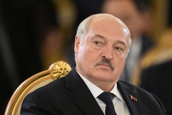 Alexander Lukaschenko, Machthaber von Belarus (Archivbild): Bis diesen Herbst sollen etwa 3.000 ukrainische Kinder nach Weißrussland gebracht werden.