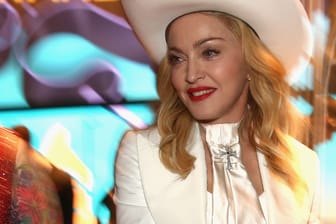 Madonna: Die Sängerin versetzte ihre Fans zuletzt in große Sorge.