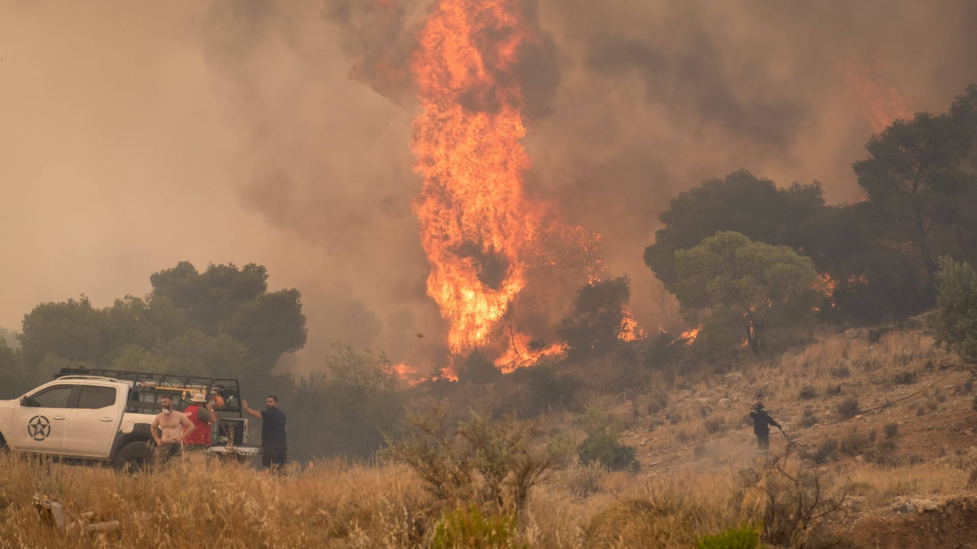 Waldbrand in Griechenland: Hier Urlaub zu machen, ist zynisch.