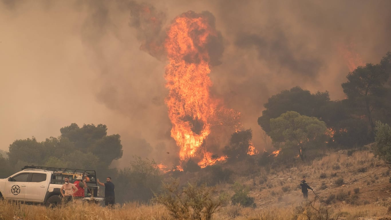 Waldbrand in Griechenland: Hier Urlaub zu machen, ist zynisch.