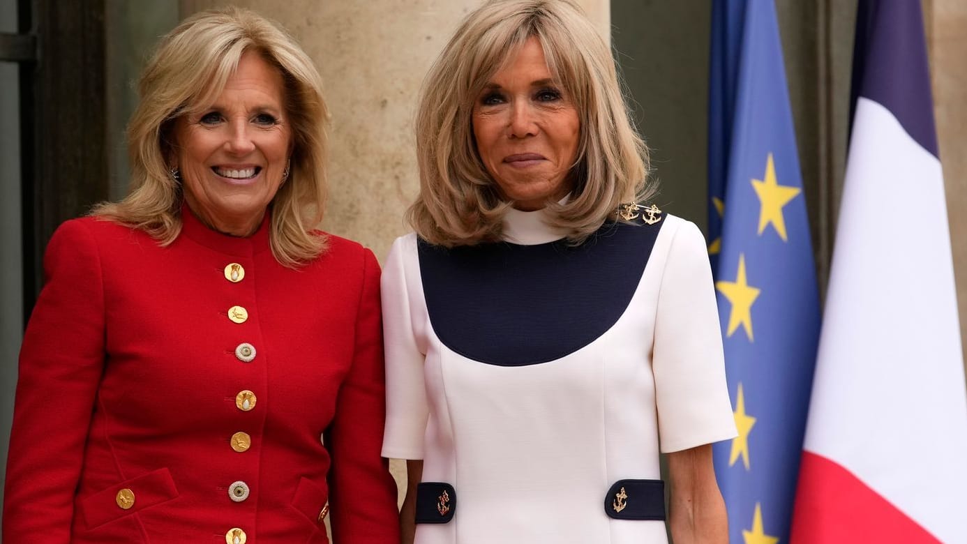 Jill Biden und Brigitte Macron: Die First Lady der USA und die Première Dame von Frankreich trafen sich in Paris.