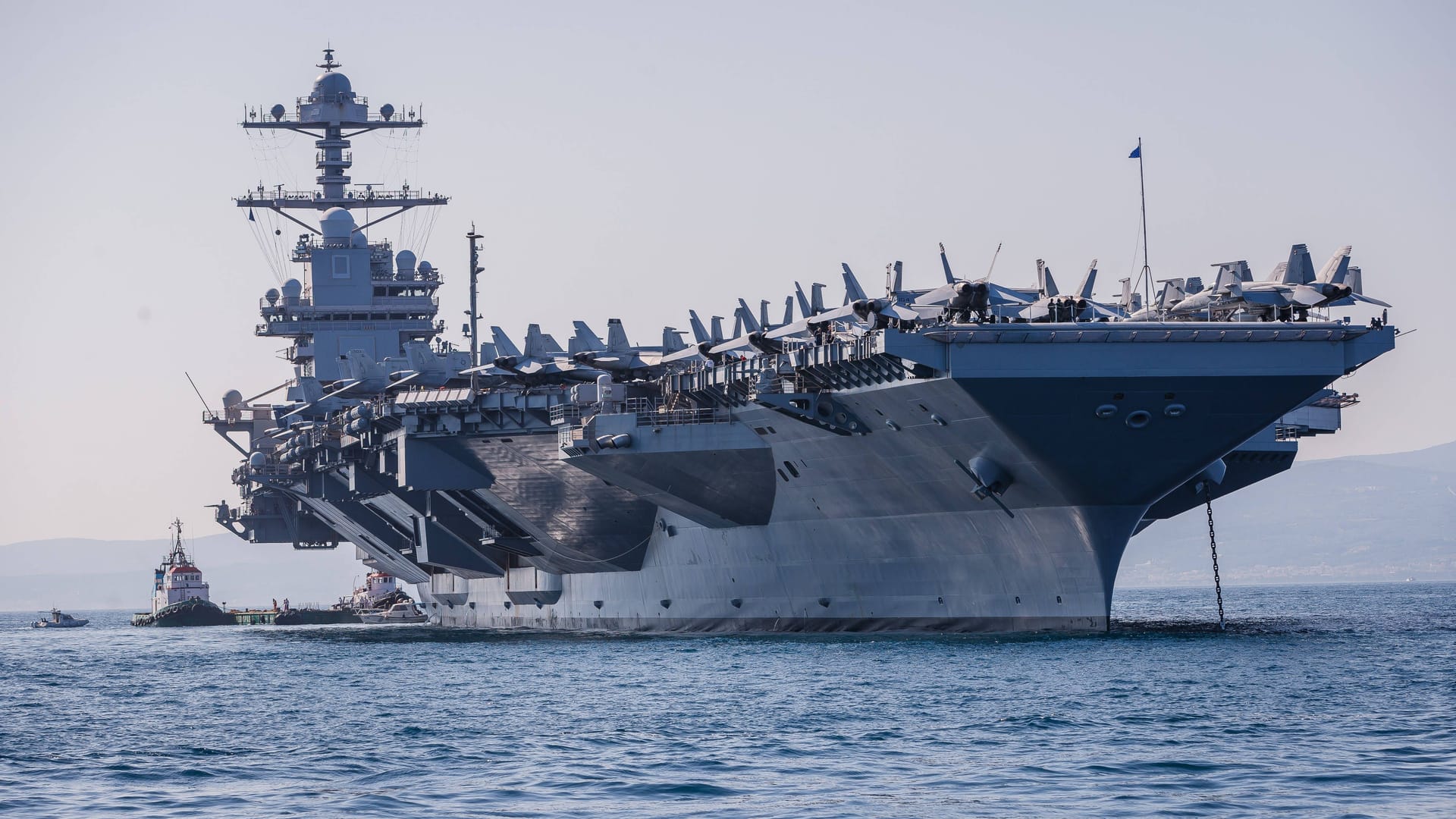 Der amerikanische Flugzeugträger "USS Gerald R. Ford" vor Split, Kroatien (Archivbild). Der amerikanische Flugzeugträger "USS Gerald R. Ford" vor Split, Kroatien (Archivbild).