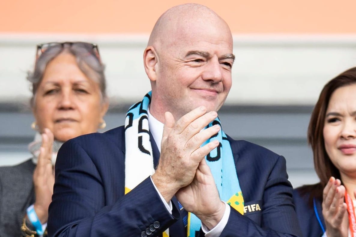 Gianni Infantino am Rande des WM-Spiels zwischen den USA und Vietnam: Mittlerweile ist der Verbandschef wohl abgereist.