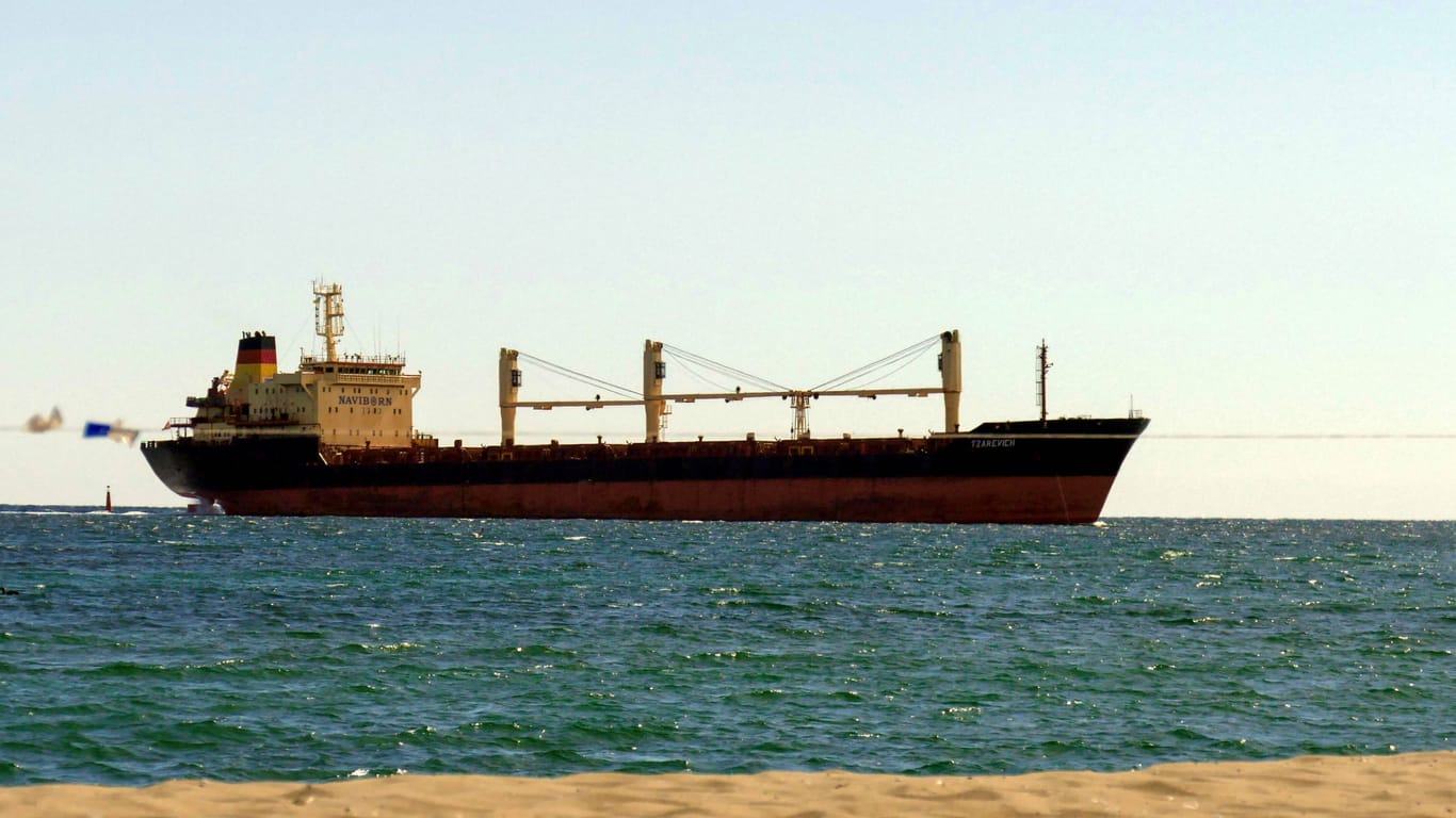 Ein Getreideschiff im Schwarzen Meer: Russland will die Sicherheit von Schiffen im Schwarzen Meer nicht mehr garantieren.