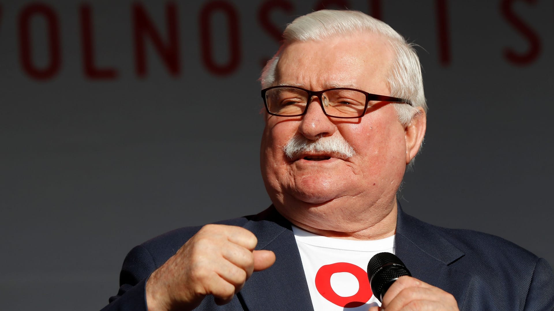 Lech Walesa, ehemaliger Präsident Polens (Archivbild): Er warnt davor, dass die Parlamentswahlen in Polen nicht fair ablaufen könnten.