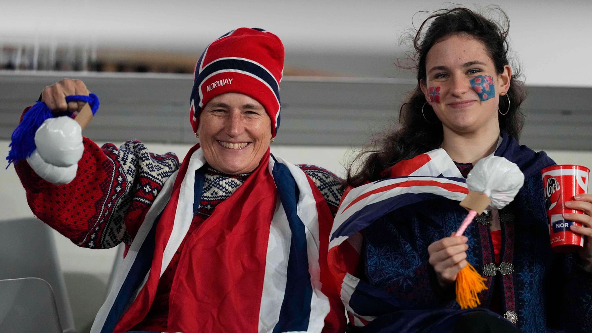 Norwegische Fans: Sie verfolgten den Auftakt live im Stadion in Auckland.