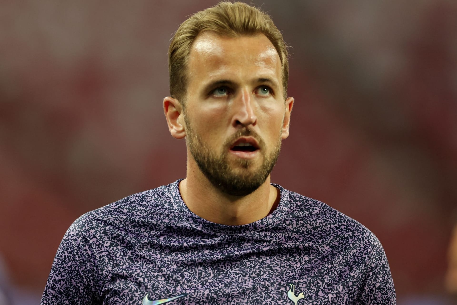 Noch im Tottenham-Dress: Harry Kane beim Aufwärmen vor dem Testspiel der "Spurs".