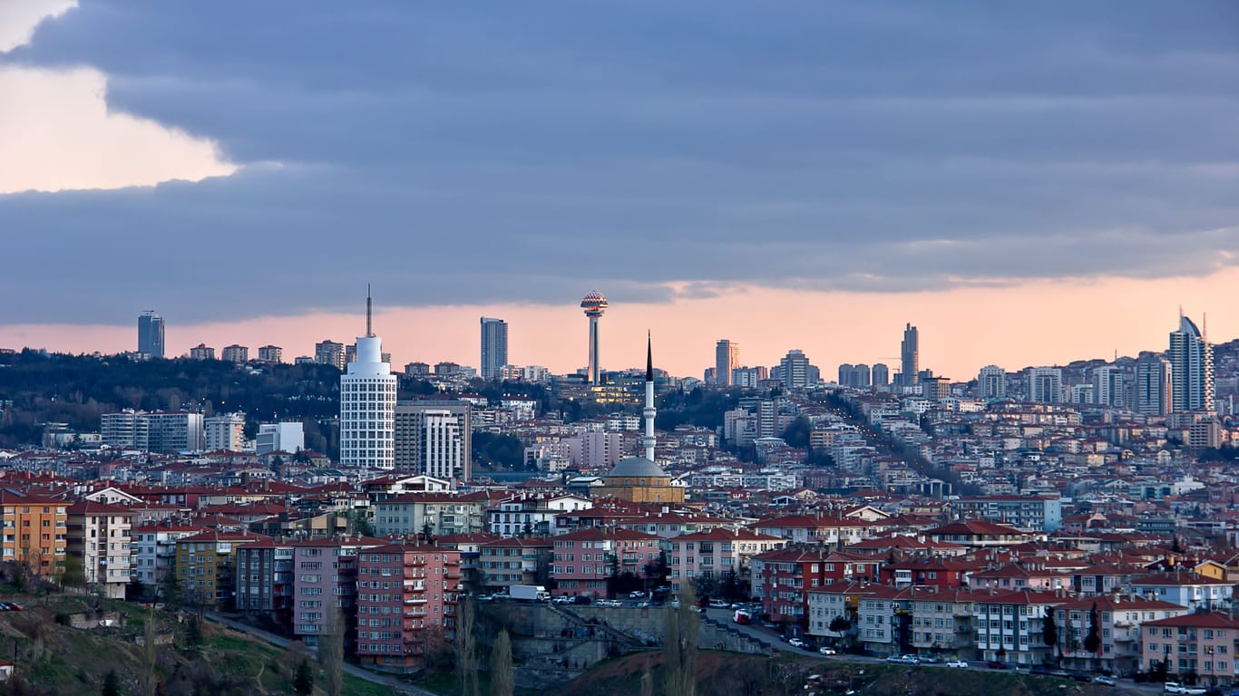 Blick über Ankara: Der Mietanteil in türkischen Metropolen übersteigt das landesweite Einkommen bei Weitem.