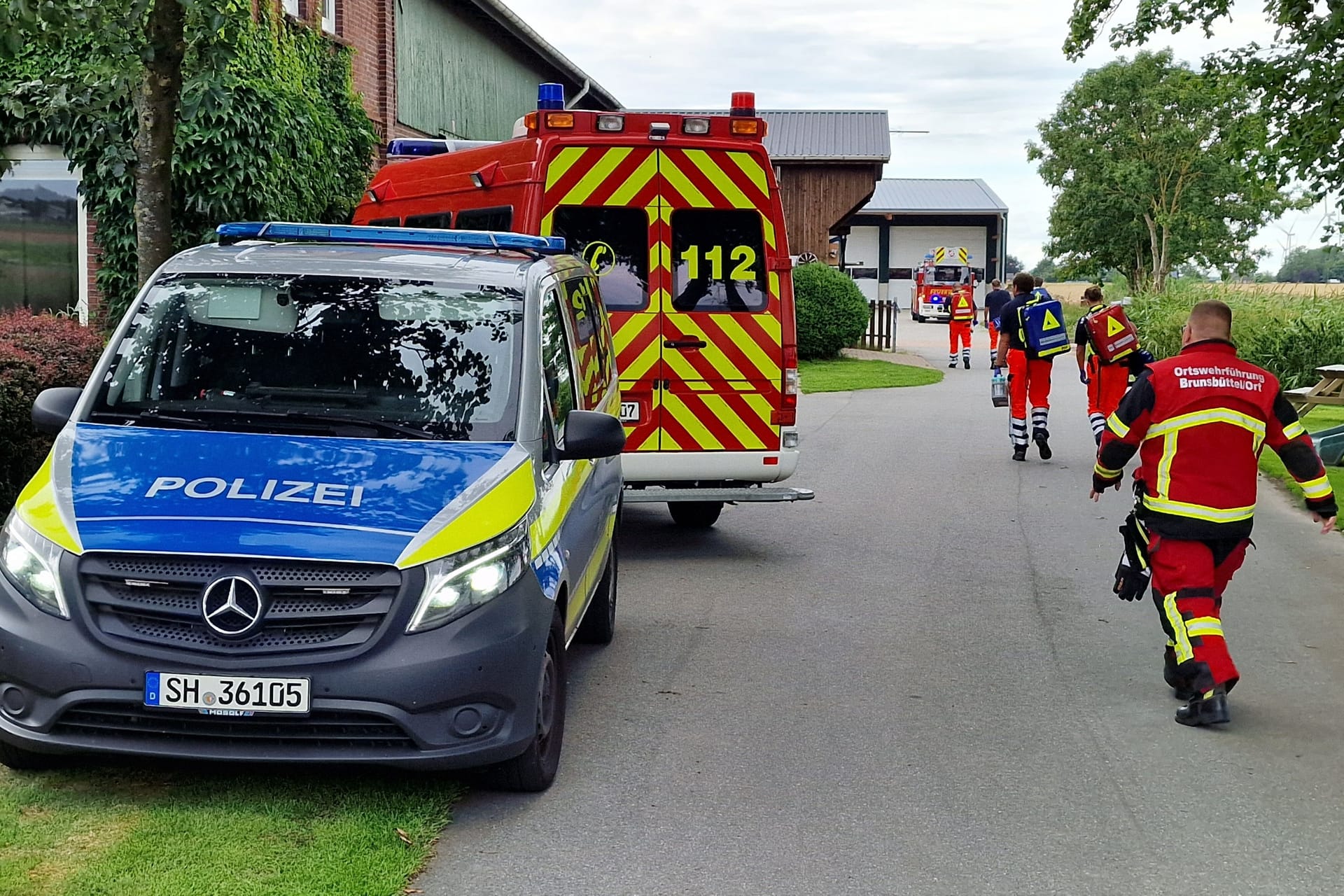 Retter in Brunsbüttel: Die Einsatzkräfte konnten nichts mehr für den Mann tun.