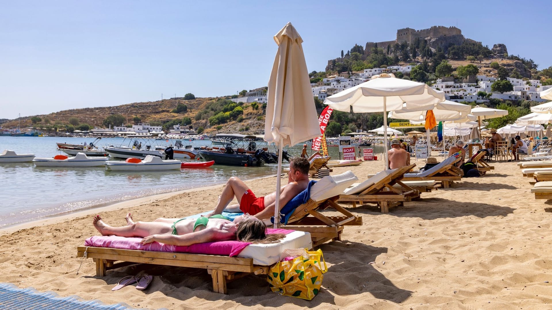 Touristen auf Rhodos