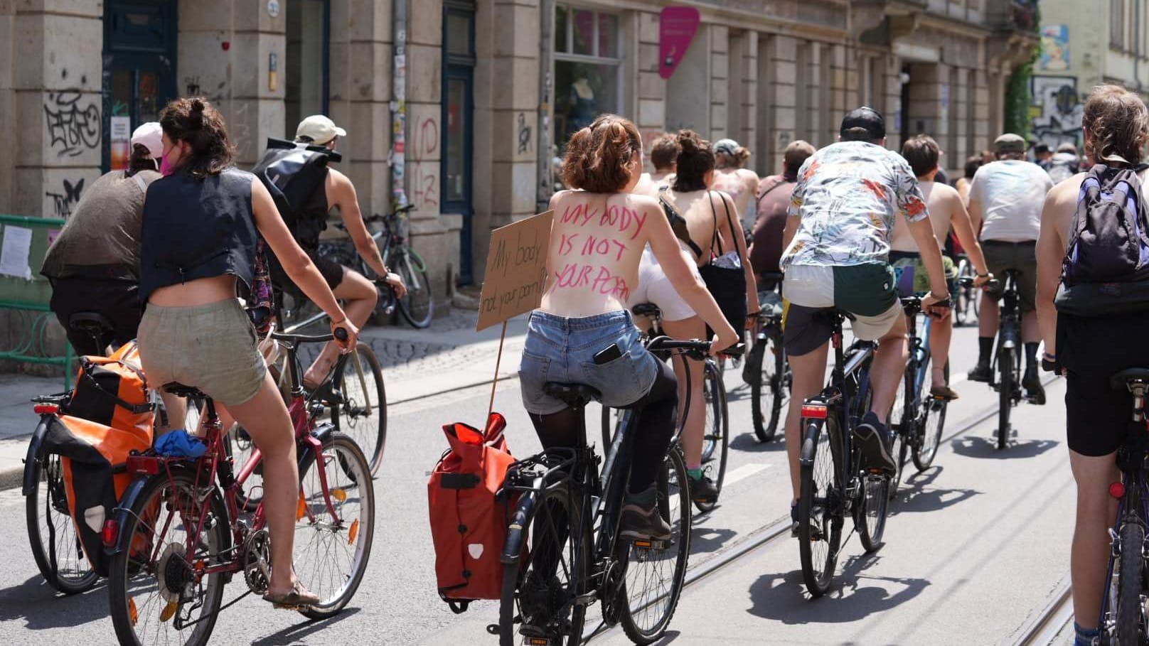 Die Demonstration: Dutzende Teilnehmende waren mit dem Rad durch Dresden unterwegs.