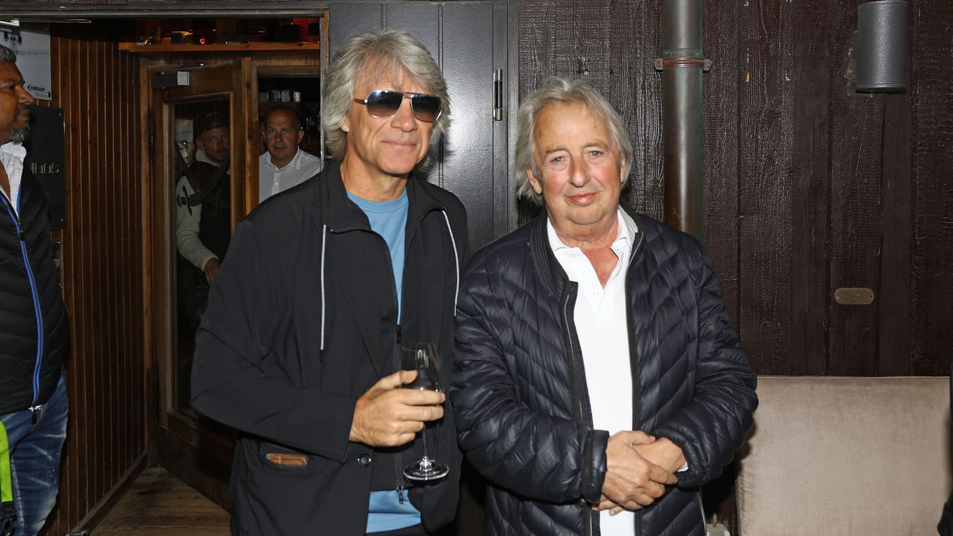 Jon Bon Jovi und "Sansibar"-Chef Herbert Seckler: Der US-Amerikaner war zum ersten Mal auf Sylt.