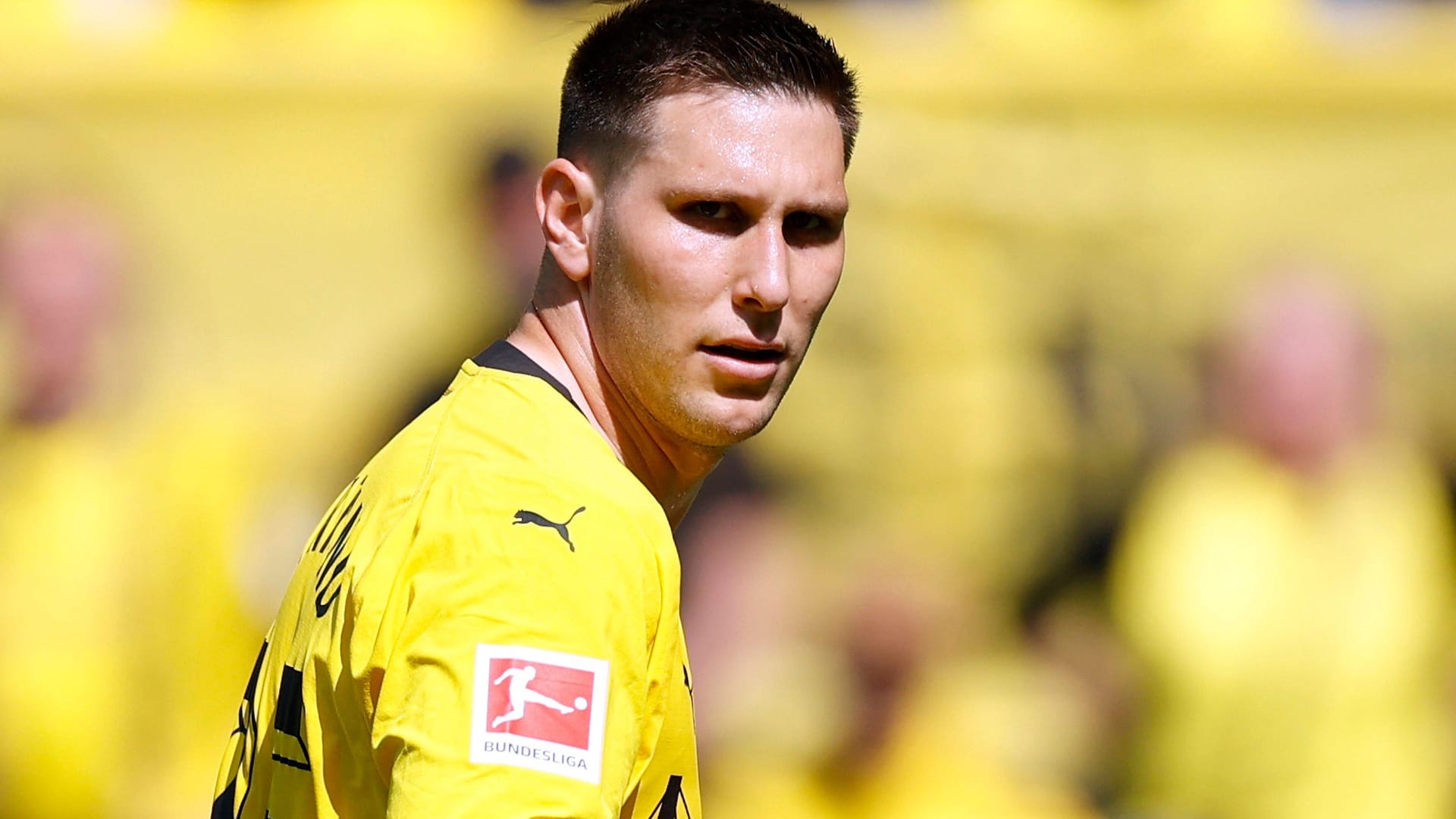 Niklas Süle: Der BVB-Verteidiger wurde von Bundestrainer Hansi Flick zuletzt hart angegangen.