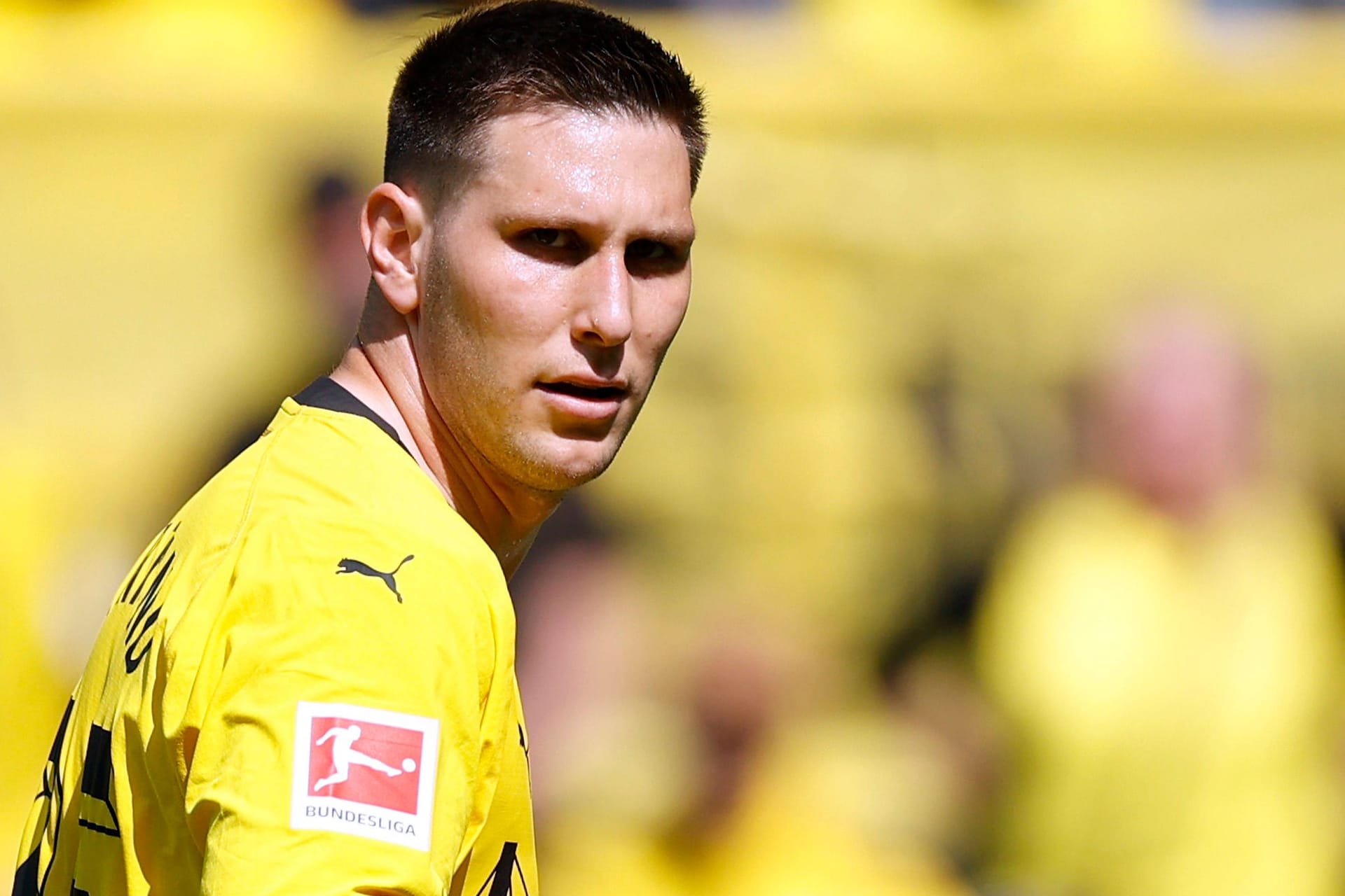 Niklas Süle: Der BVB-Verteidiger wurde von Bundestrainer Hansi Flick zuletzt hart angegangen.