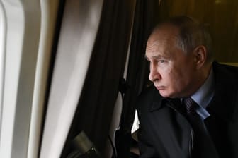 Wladimir Putin: Russland muss eine Niederlage erleiden, sagt Historiker Timothy Garton Ash.