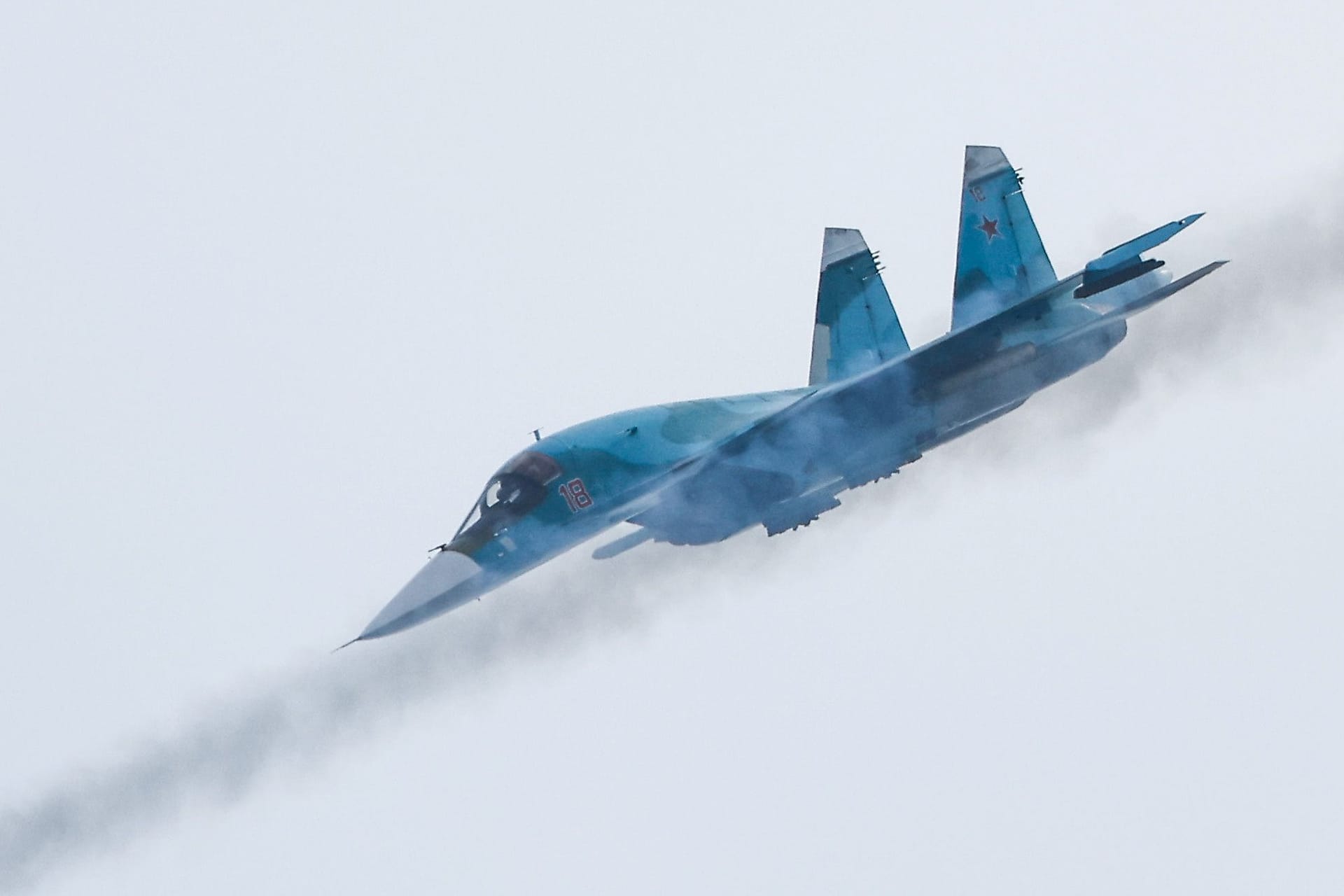 Ein russischer Suchoi Su-34 Jagdbomber. Der Ukraine gelang offenbar ein Abschuss auf russischem Staatsgebiet (Archivbild).