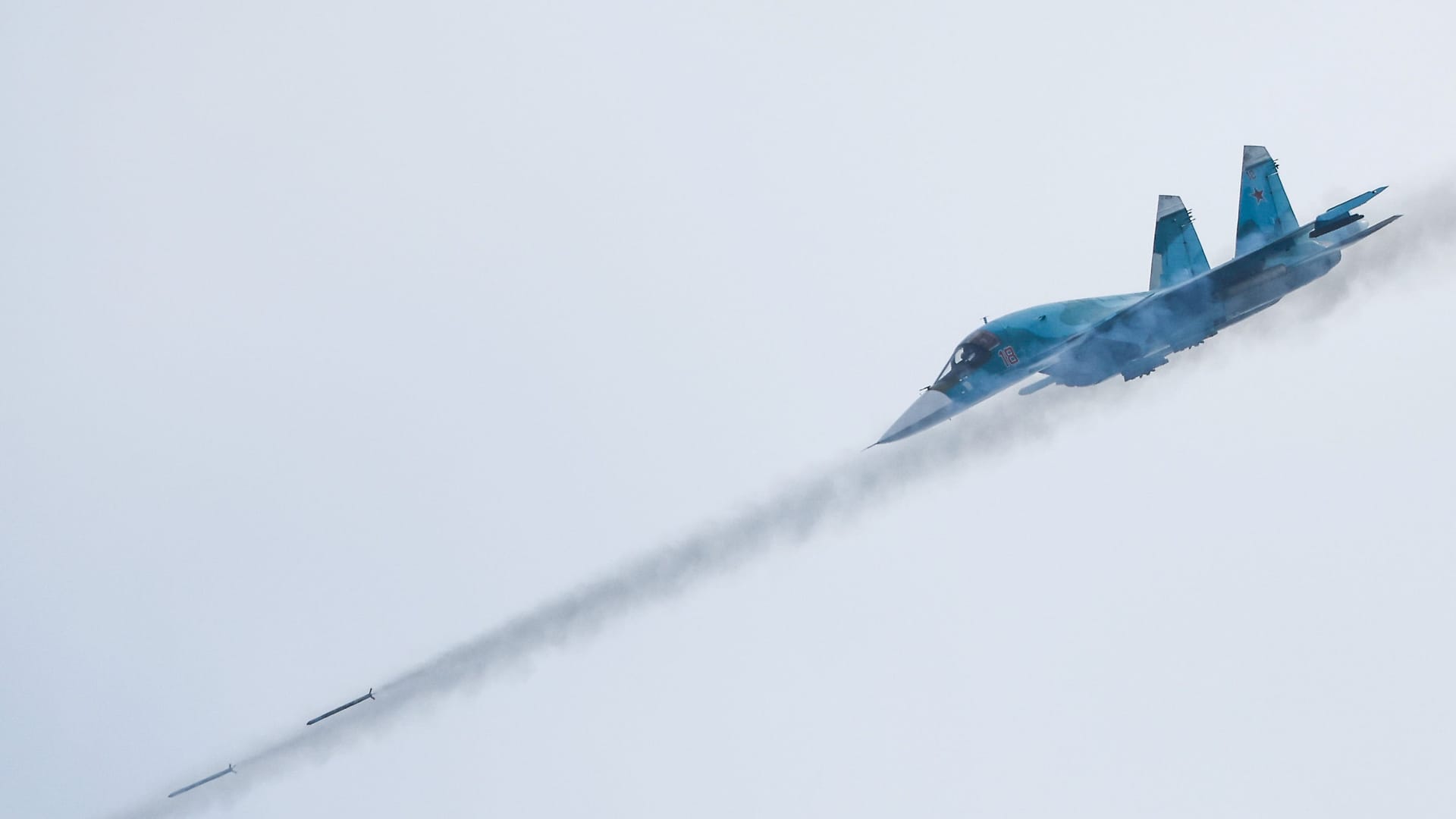 Ein russischer Suchoi Su-34 Jagdbomber. Der Ukraine gelang offenbar ein Abschuss auf russischem Staatsgebiet (Archivbild).