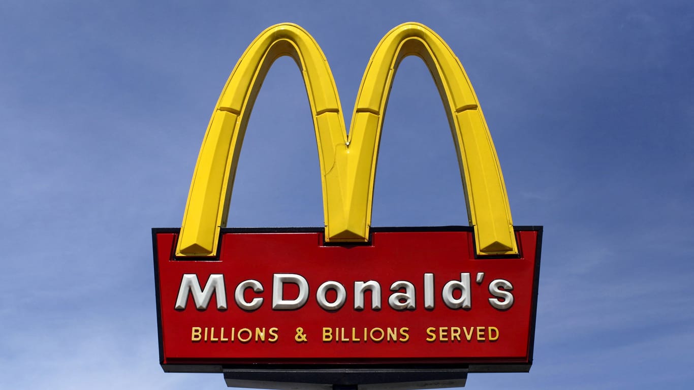 Logo von McDonald's (Symbolbild): Der Konzern will neue Restaurants testen.