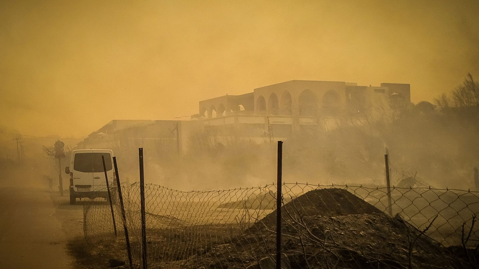 EUROPE-WEATHER/GREECE-WILDFIRE