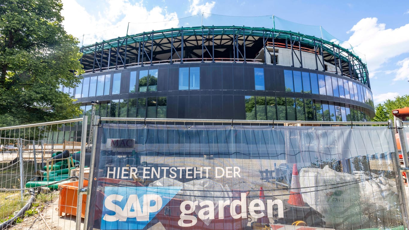 Die Baustelle des SAP Gardens: Viermal hat es hier zuletzt binnen drei Wochen gebrannt.