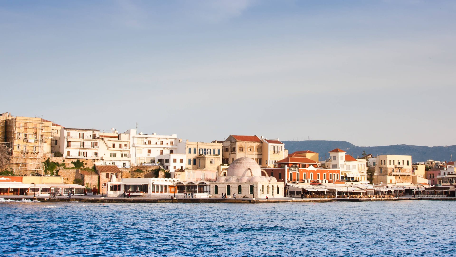 Chania auf Kreta (Archivbild): Auf der griechischen Urlaubsinsel soll eine zerstückelte Leiche gefunden worden sein.