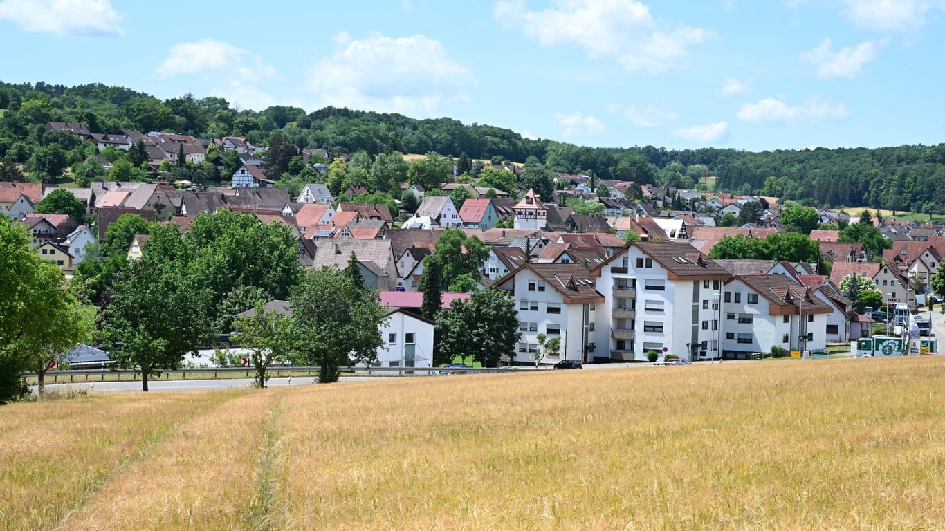 Die Gemeinde Ostelsheim in Baden-Württemberg: Hier wurde kommunale Geschichte geschrieben.