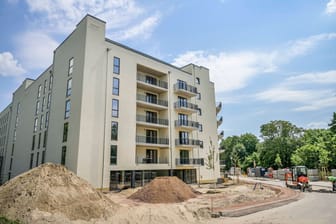 Wohnungsbau in Berlin-Spandau (Archivbild): Das Institut plädiert dafür, dass die staatlichen Ausgaben für Sozialwohnungen erhöht werden müssten.