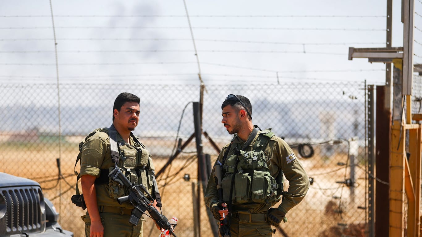 Israelische Soldaten nahe Dschenin: In den vergangenen Wochen waren in Israel nach einem härteren Vorgehen gegen militante Palästinenser laut geworden.