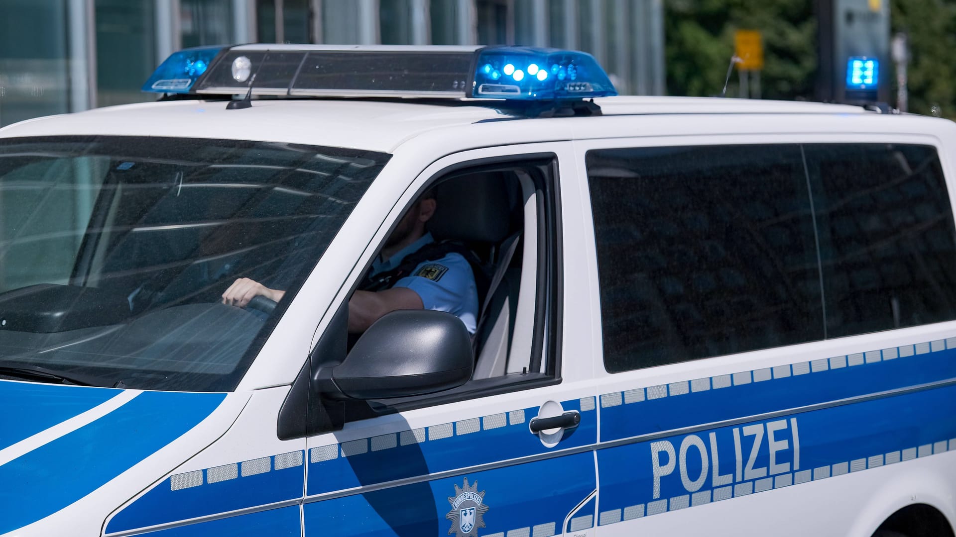 Auto der Bundespolizei (Symbolbild): Die Beamten nahmen mehrere Schleuser fest.