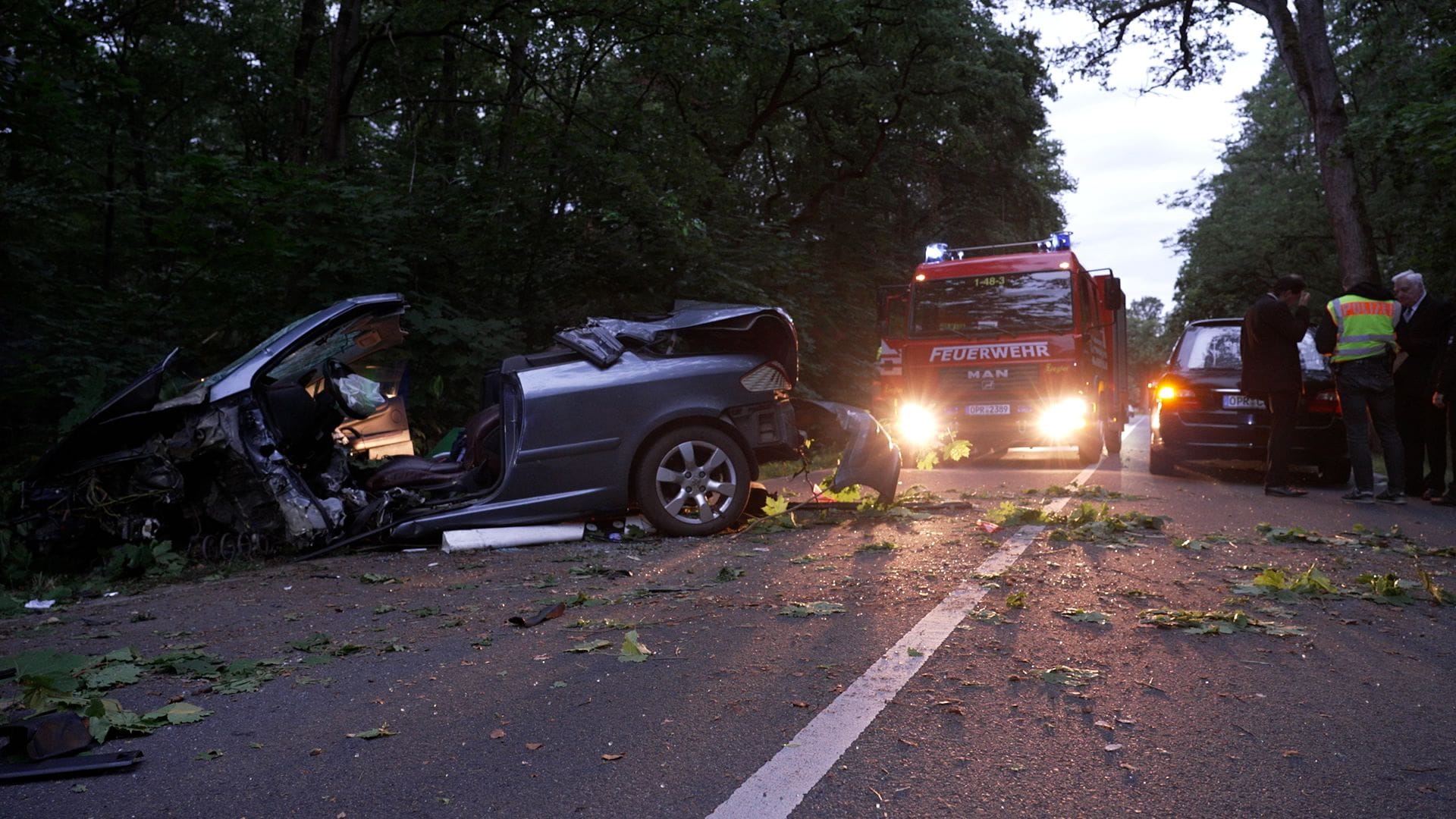 Unfall in Brandenburg: Der Mann starb noch am Unfallort.