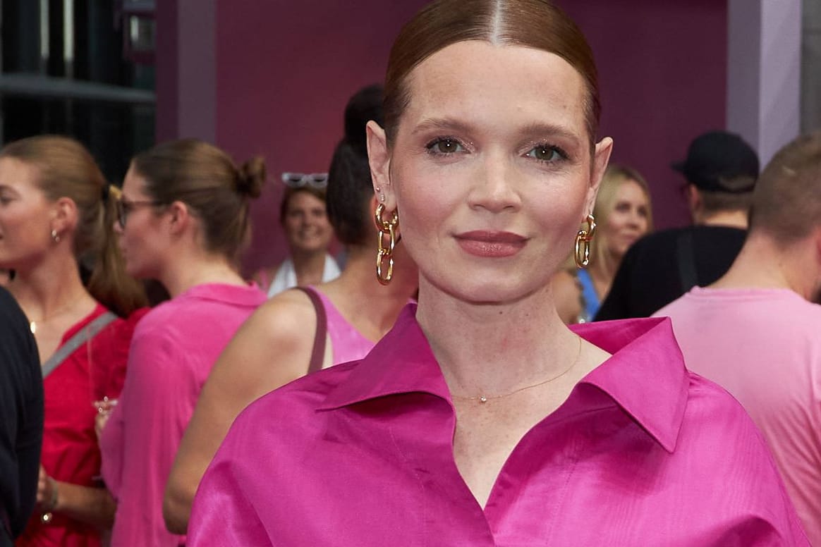 Karoline Herfurth: Die Schauspielerin war am Samstag bei der "Barbie"-Premiere dabei.