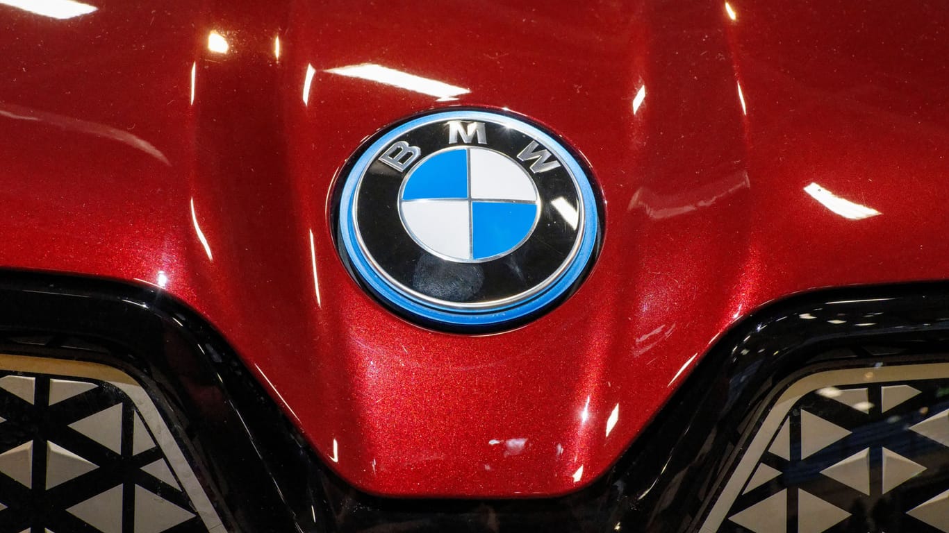 Schlechter Juni 2023 für BMW: Als einziger deutscher Autobauer verschlechterte die Luxusmarke ihre Bilanz aus dem Vorjahresmonat.
