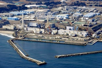 Die Atomruine Fukushima (Archivbild): Das Kühlwasser soll nun gefiltert im Meer verklappt werden.