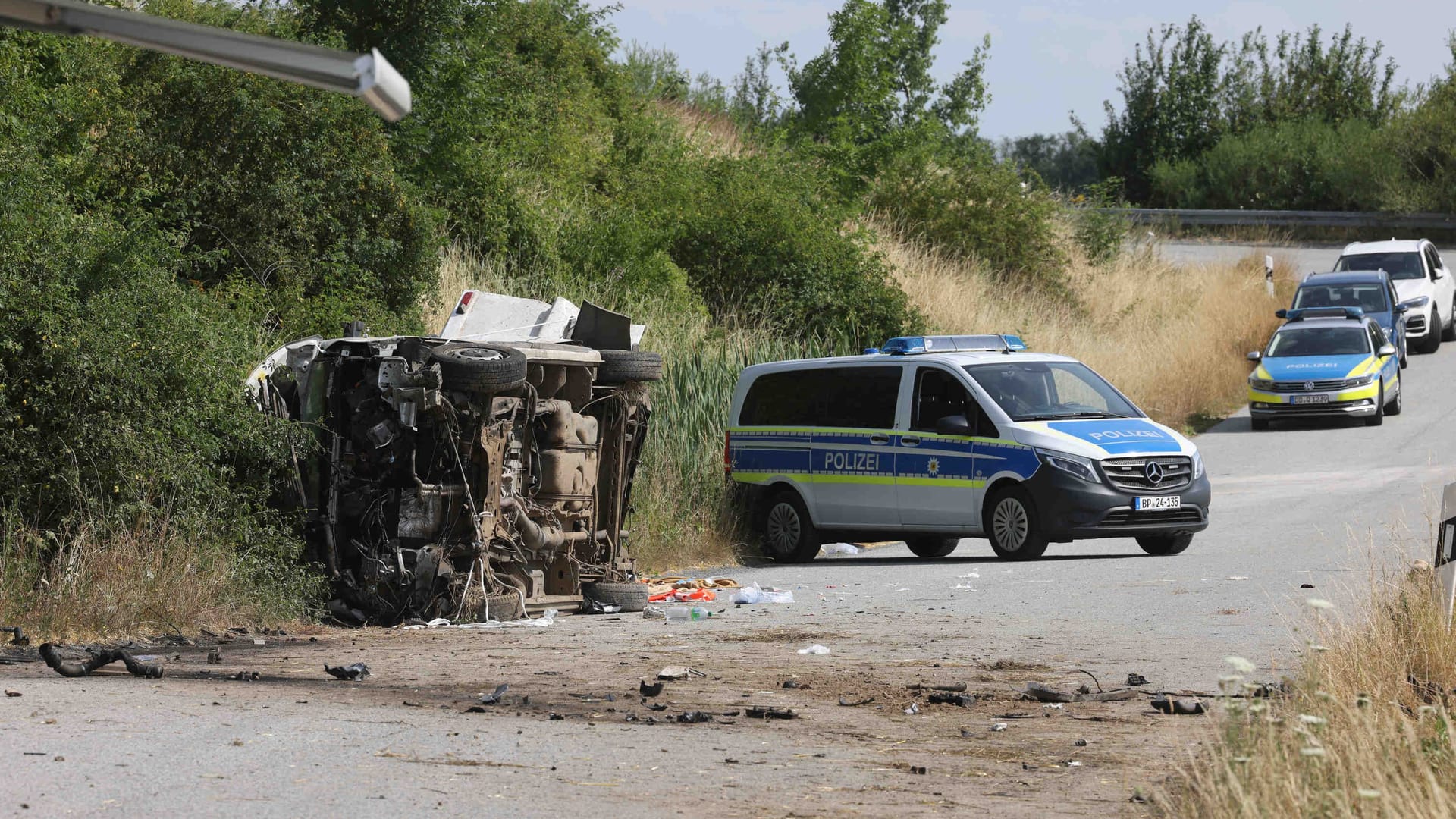 Tragisches Ende: Ein Flüchtling stirbt beim einem Unfall eines Schleuser-Fahrzeugs