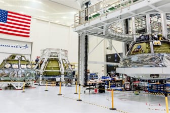 Orion-Raumkapseln im Kennedy Space Center der Nasa: Damit sollen Astronauten in den kommenden Jahren zum Mond fliegen.