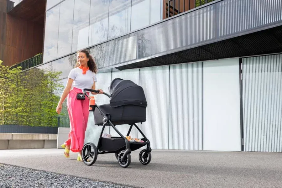 Kinderwagen im Test: Die Stiftung Warentest hat 2023 sieben neue Modelle untersucht.