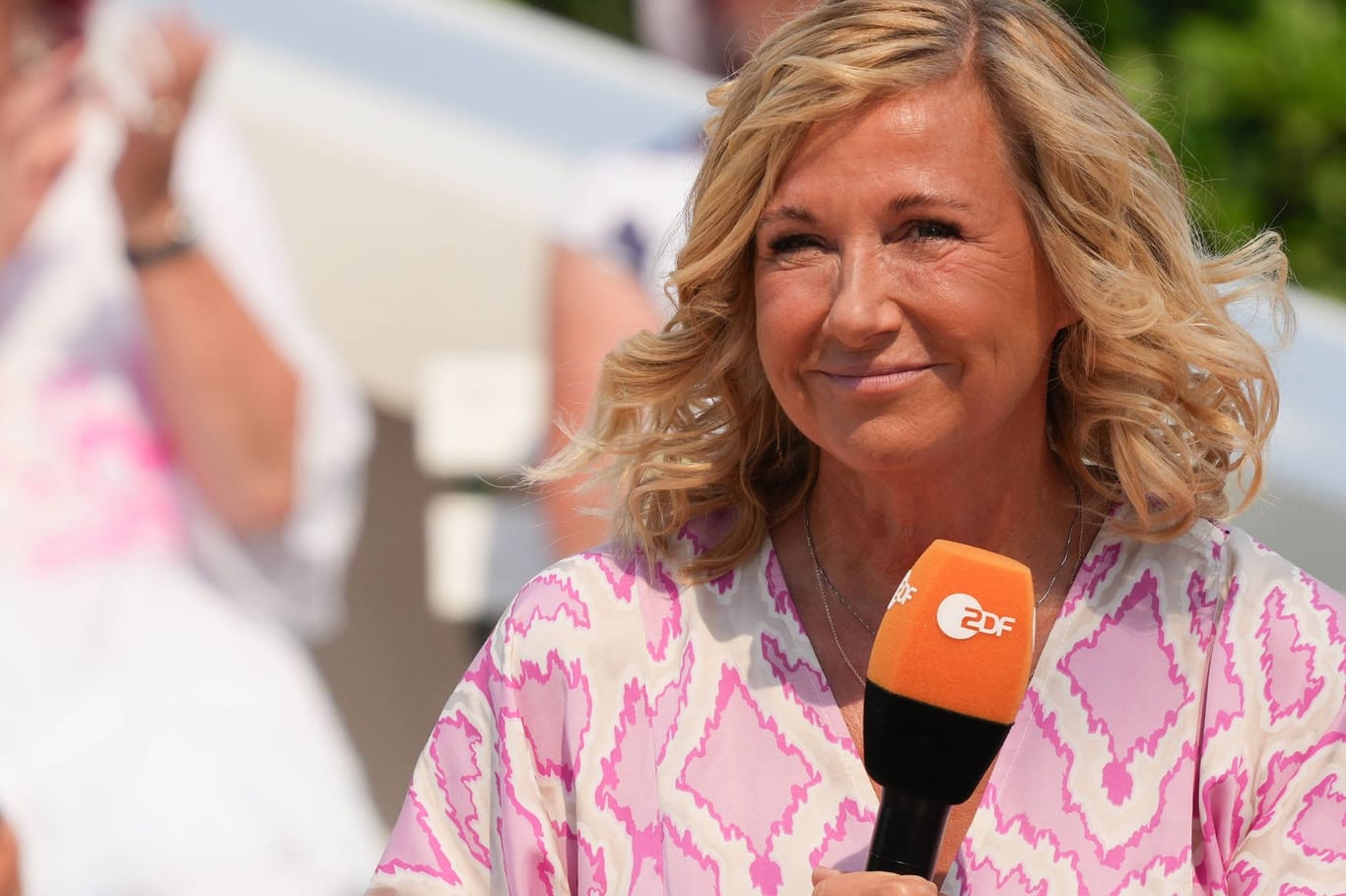 Andrea Kiewel: Seit über 20 Jahren moderiert sie den "ZDF-Fernsehgarten".