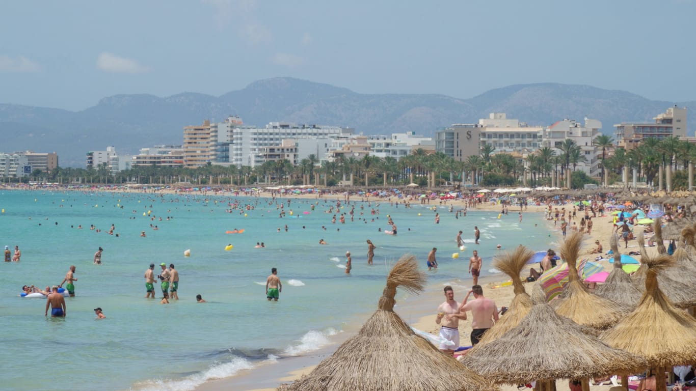 Playa de Palma auf Mallorca (Symbolbild): Die Frau habe sich selbst befreien können.