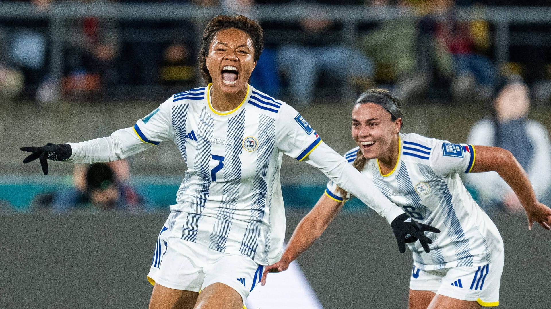 Sarina Bolden (l.): Sie schoss ihr Team zum Sieg.