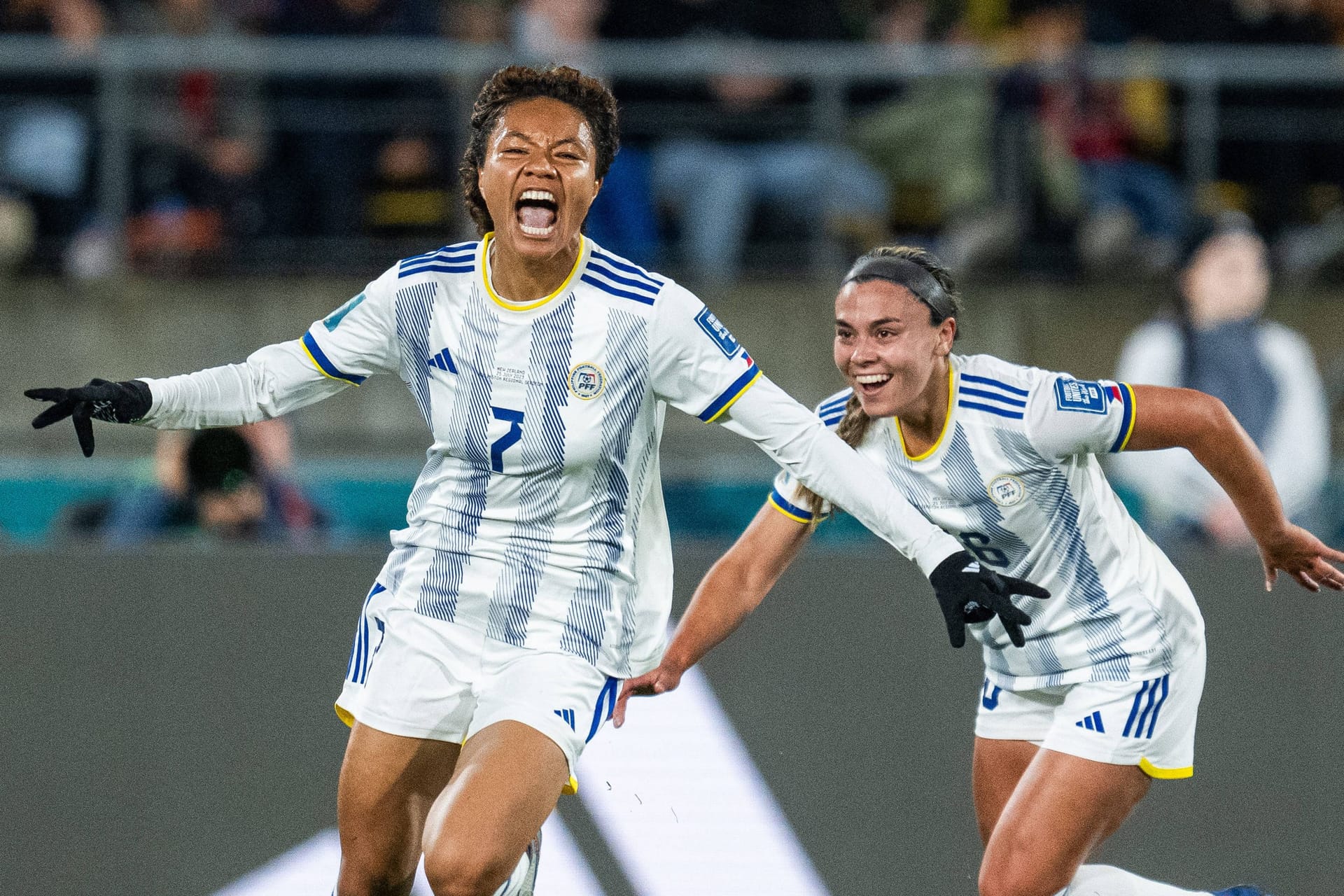 Sarina Bolden (l.): Sie schoss ihr Team zum Sieg.