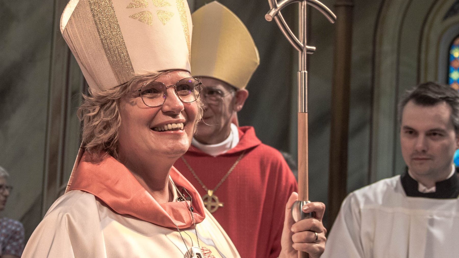 Erste altkatholische Bischöfin weltweit Maria Kubin aus Österreich