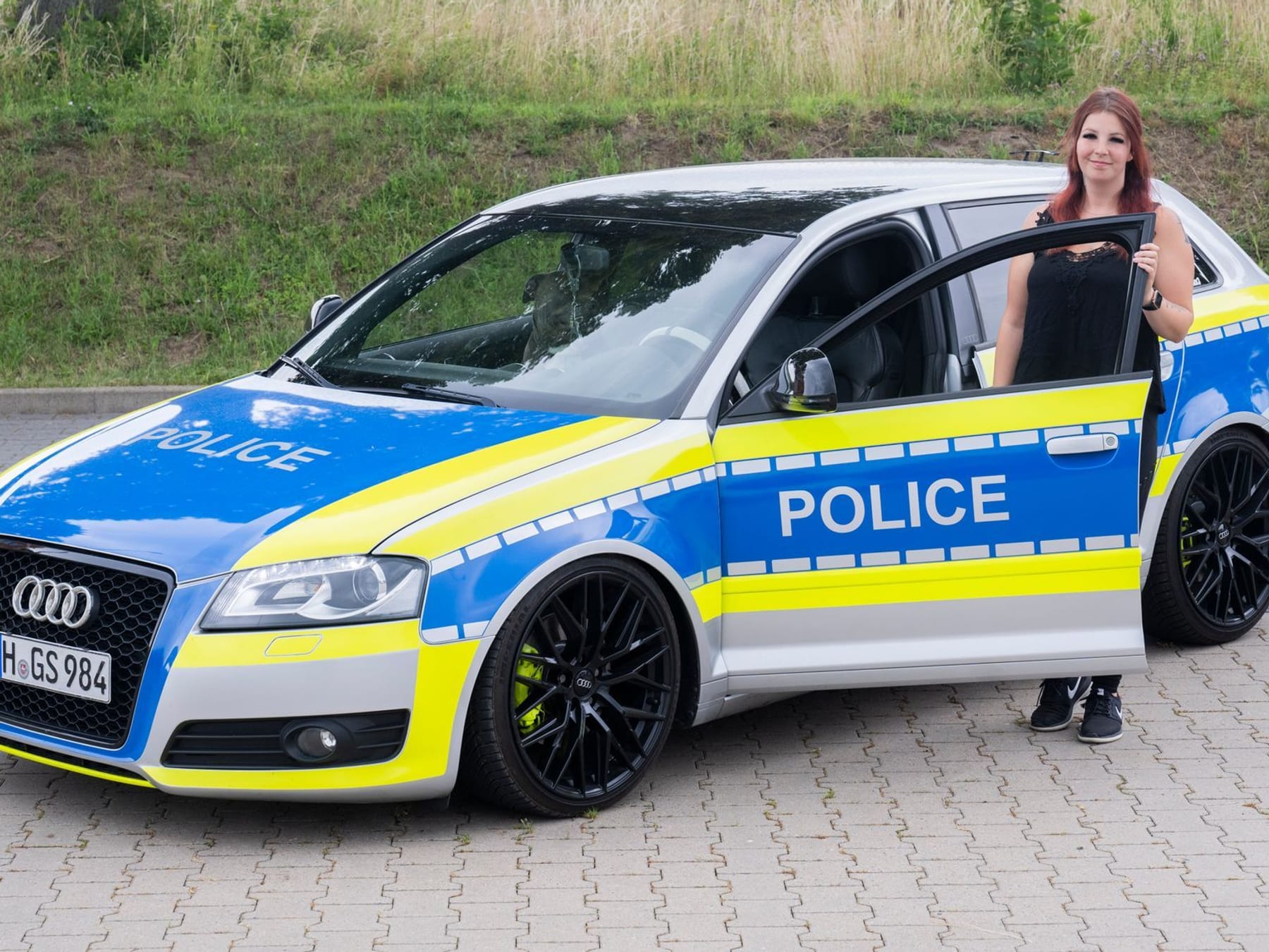 Polizeiwagen zerstört: Streife fährt in Hagen mit Blaulicht in anderes Auto