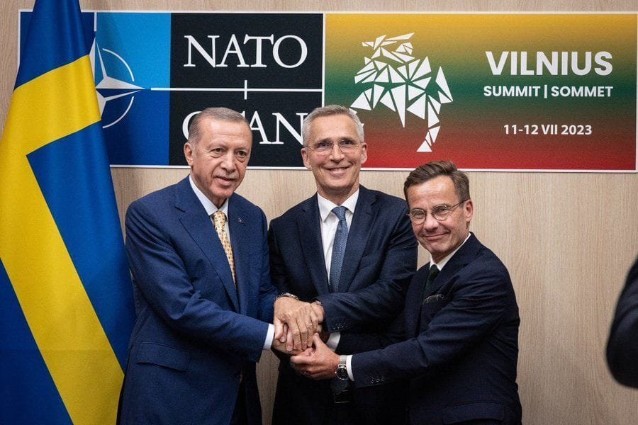 Der türkische Präsident Erdogan, Nato-Generalsekretär Stoltenberg, Schwedens Ministerpräsident Kristersson.